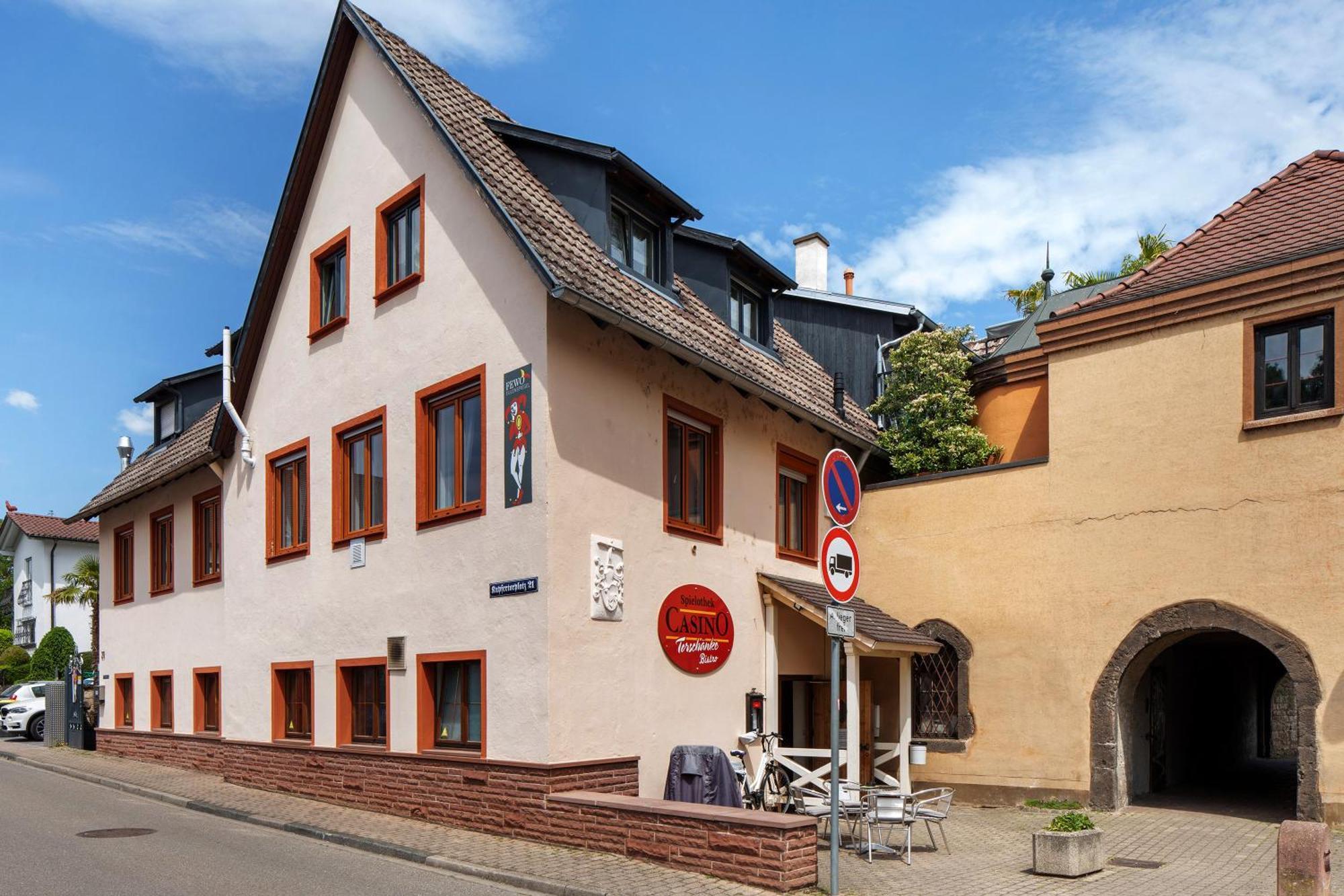 Ferienwohnungen Eulenspiegel 莱茵河畔的布赖萨赫 外观 照片